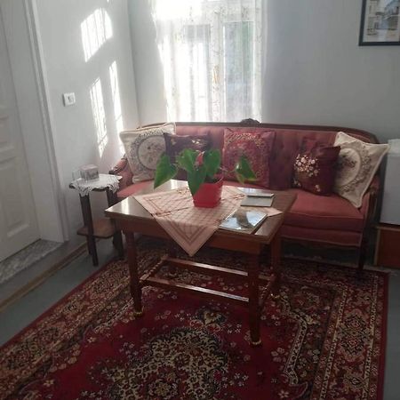 Green Housee Korce Exterior foto